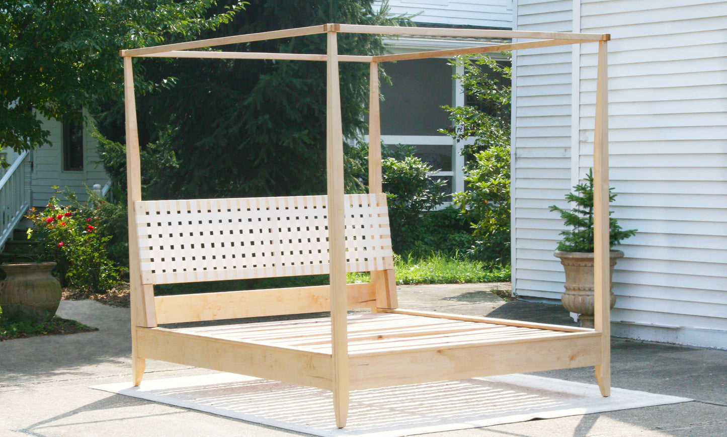 canopy with woven headboard