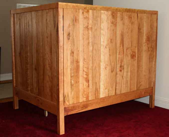 back of enclosed box bed