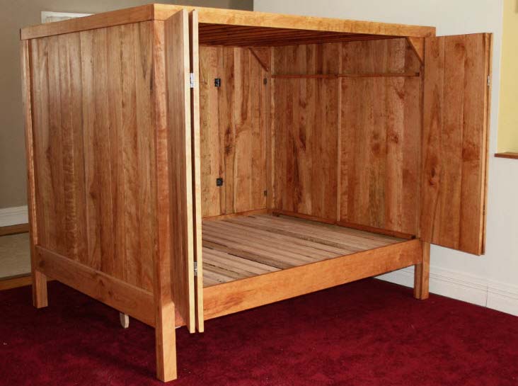 angled view enclosed box bed
