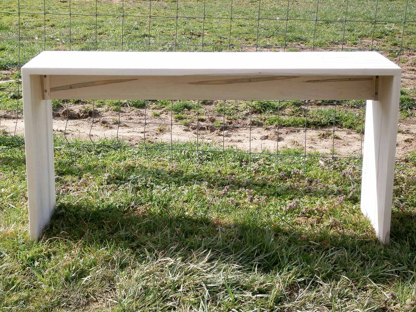 Simple Table front view