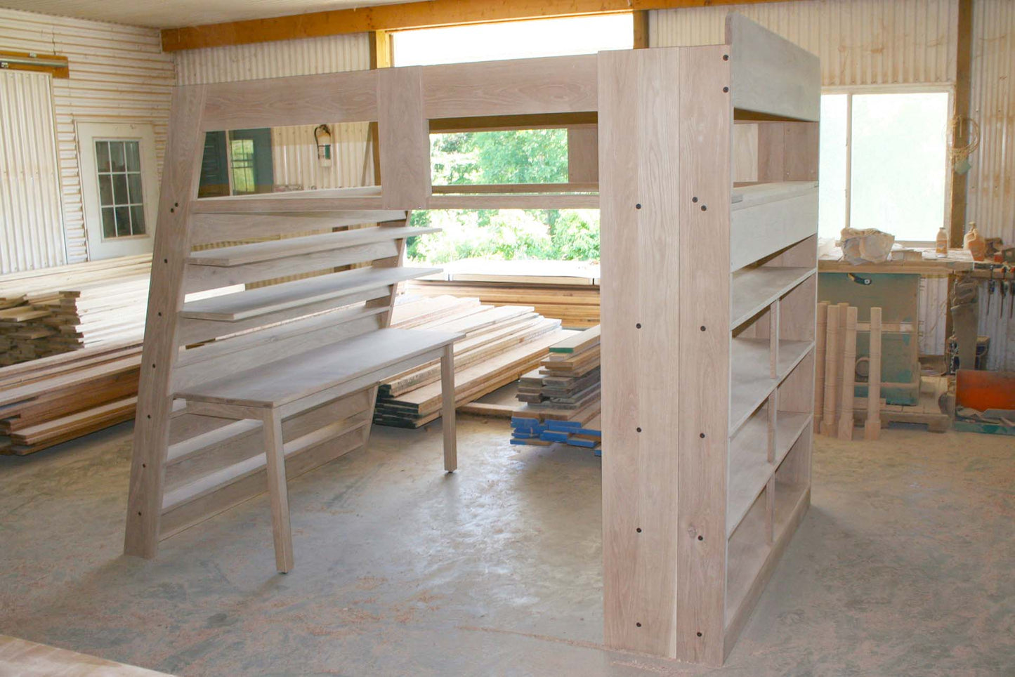 Loft Bed with desk and shelves lbsnv03