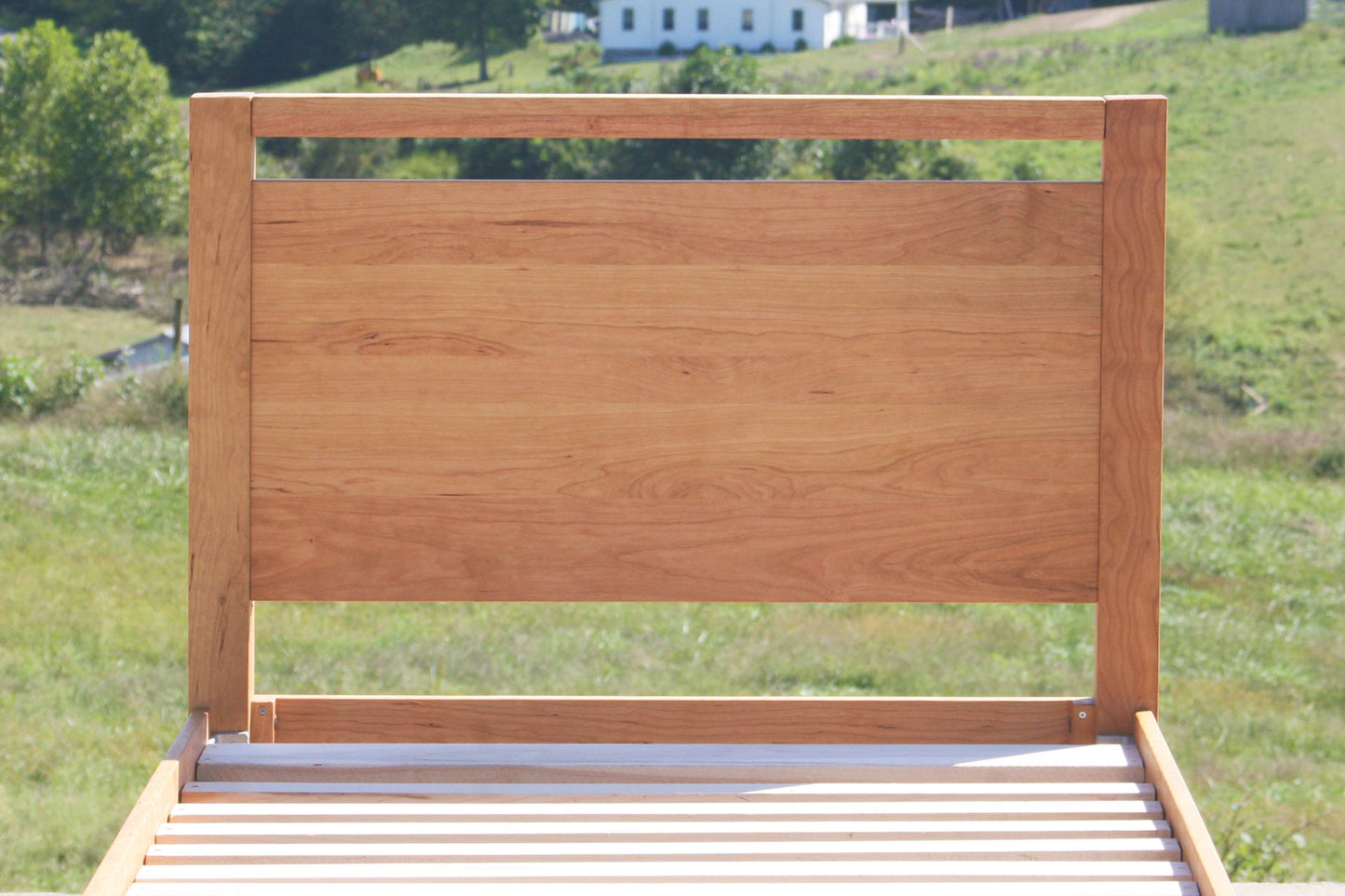 headboard of modern platform bed