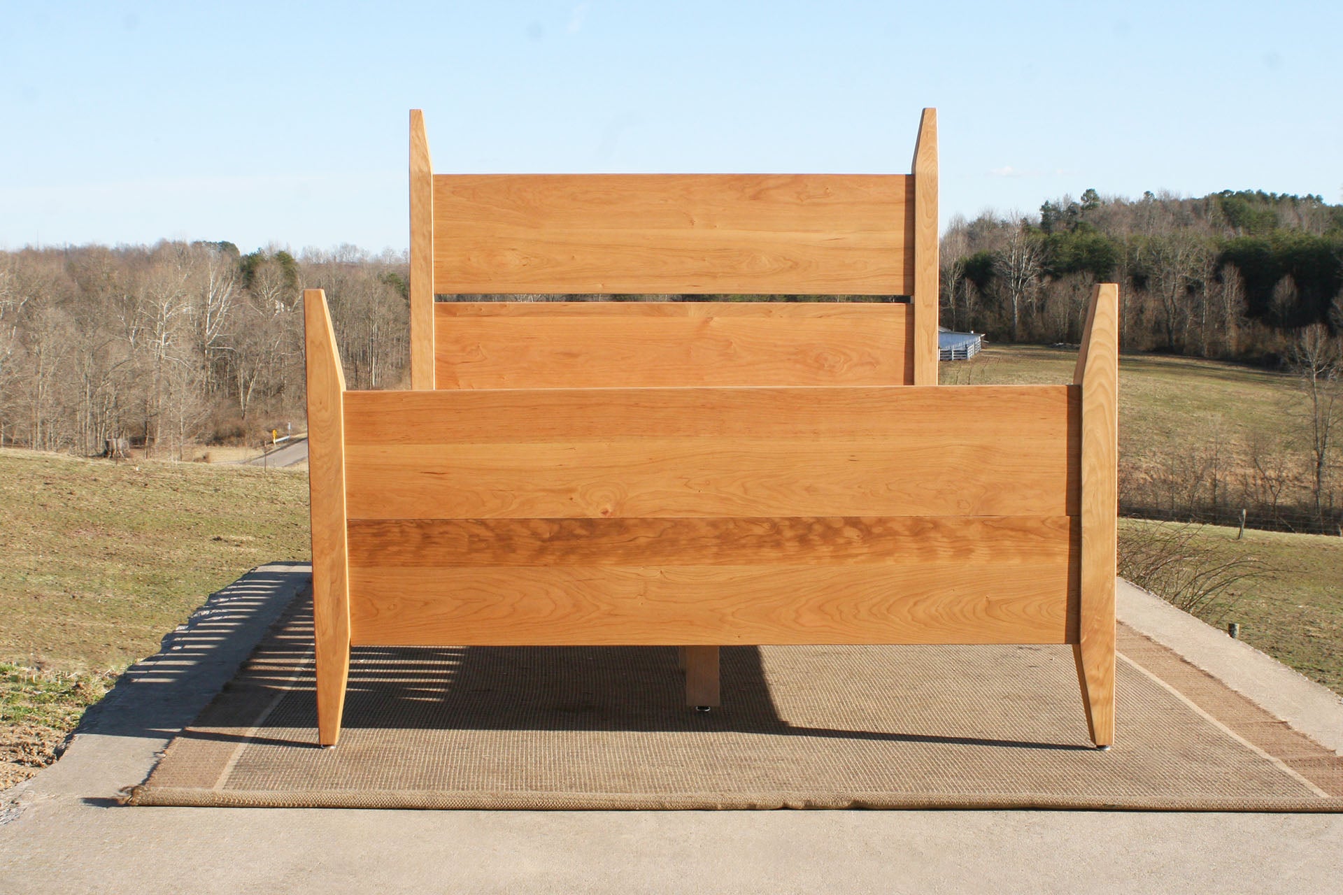 box spring bed with tapered posts front view