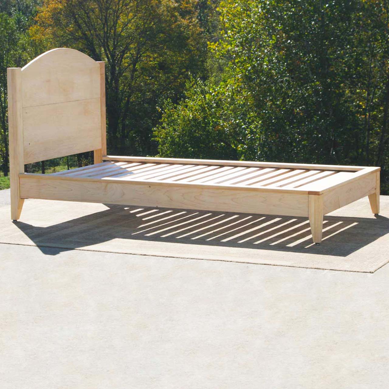 twin maple platform bed