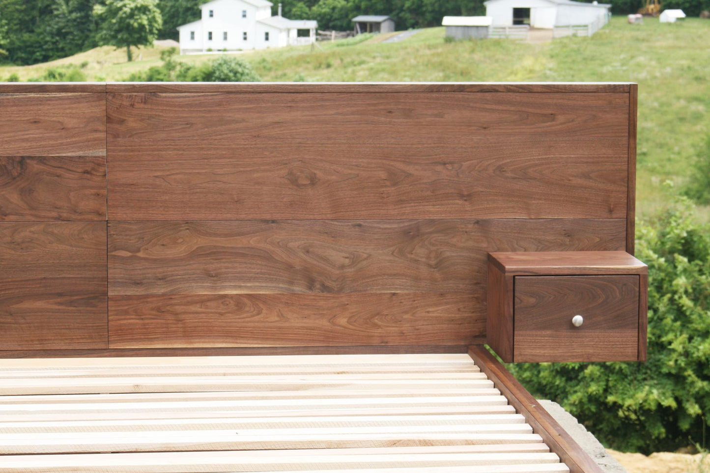 headboard of floating platform bed with headboard