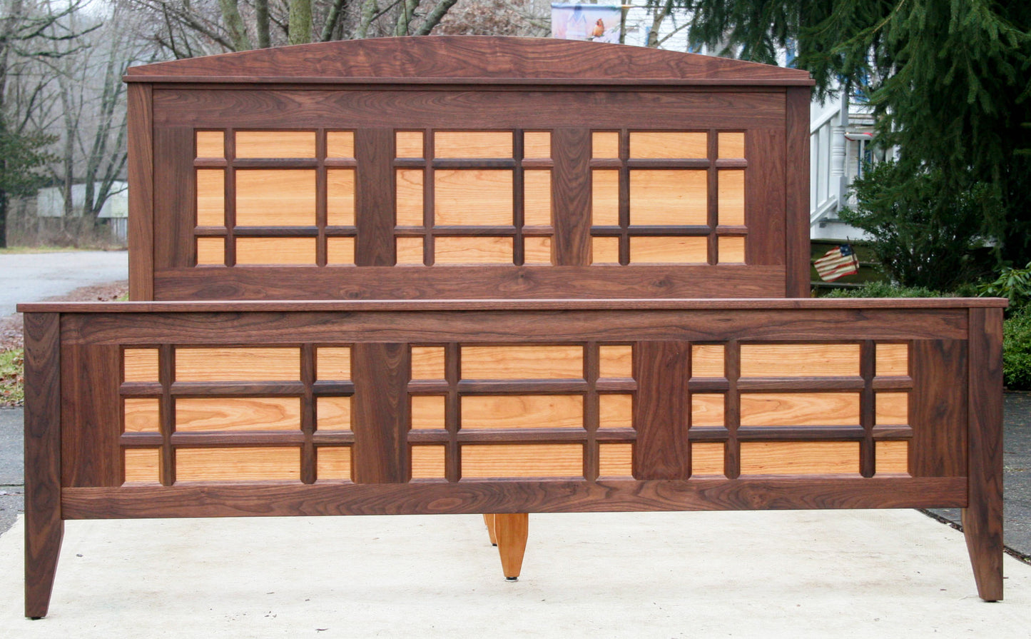 box bed with a grid pattern front view