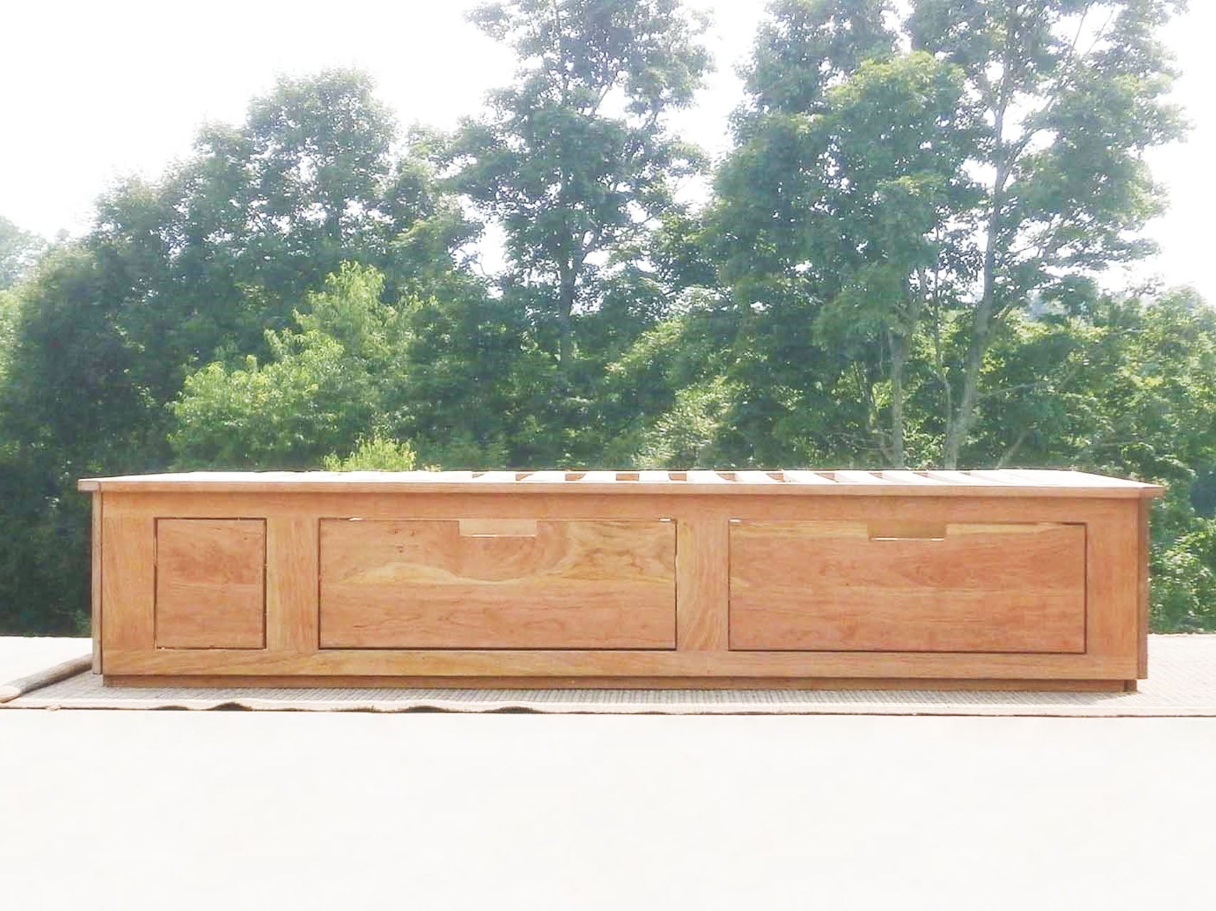 side view wood Platform or Tatami Bed with 4 drawers