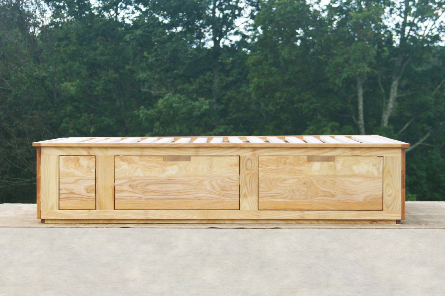 side view natural Platform or Tatami Bed with 4 drawers