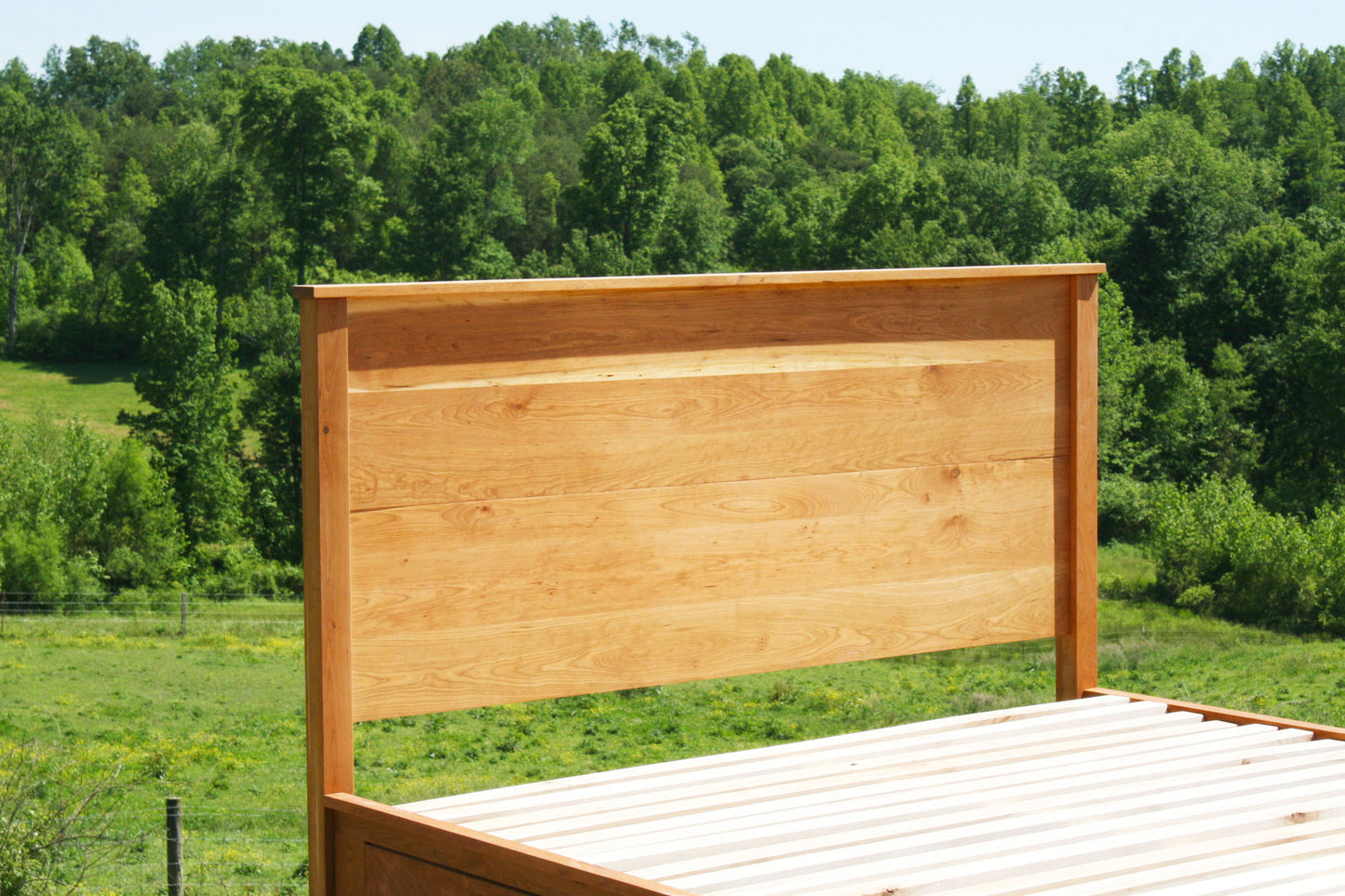 headboard of Storage Bed with 4 inset drawers and headboard