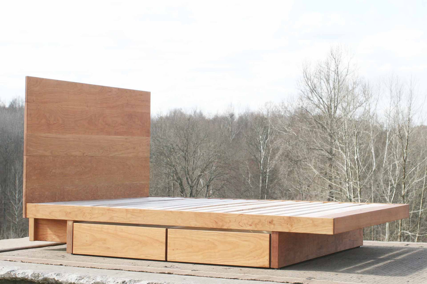 cantilever storage bed