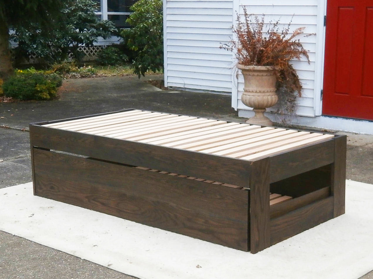twin trundle bed