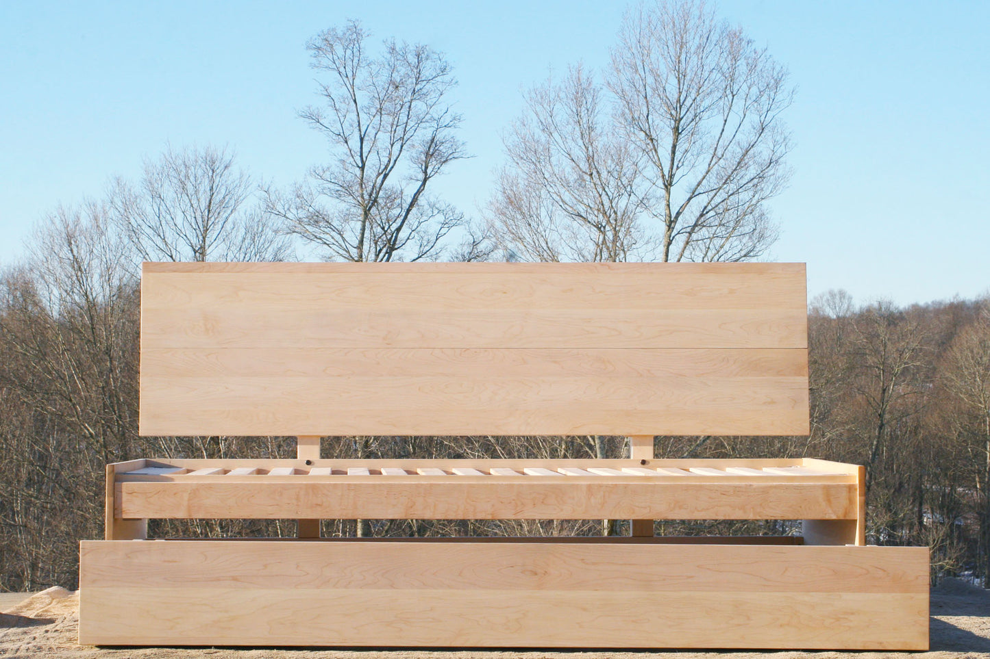 daybed with pop up trundle front view