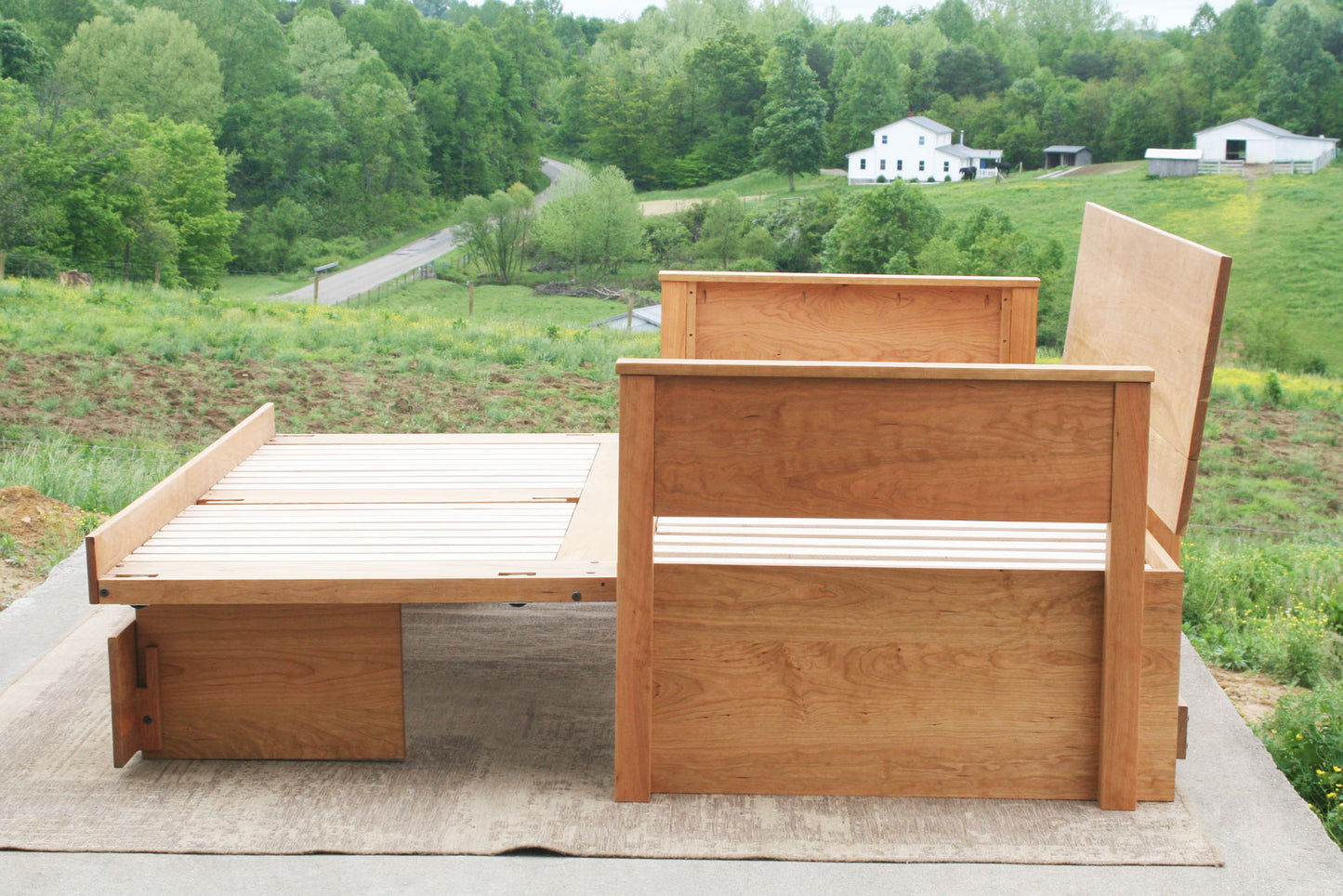 trundle day bed side view