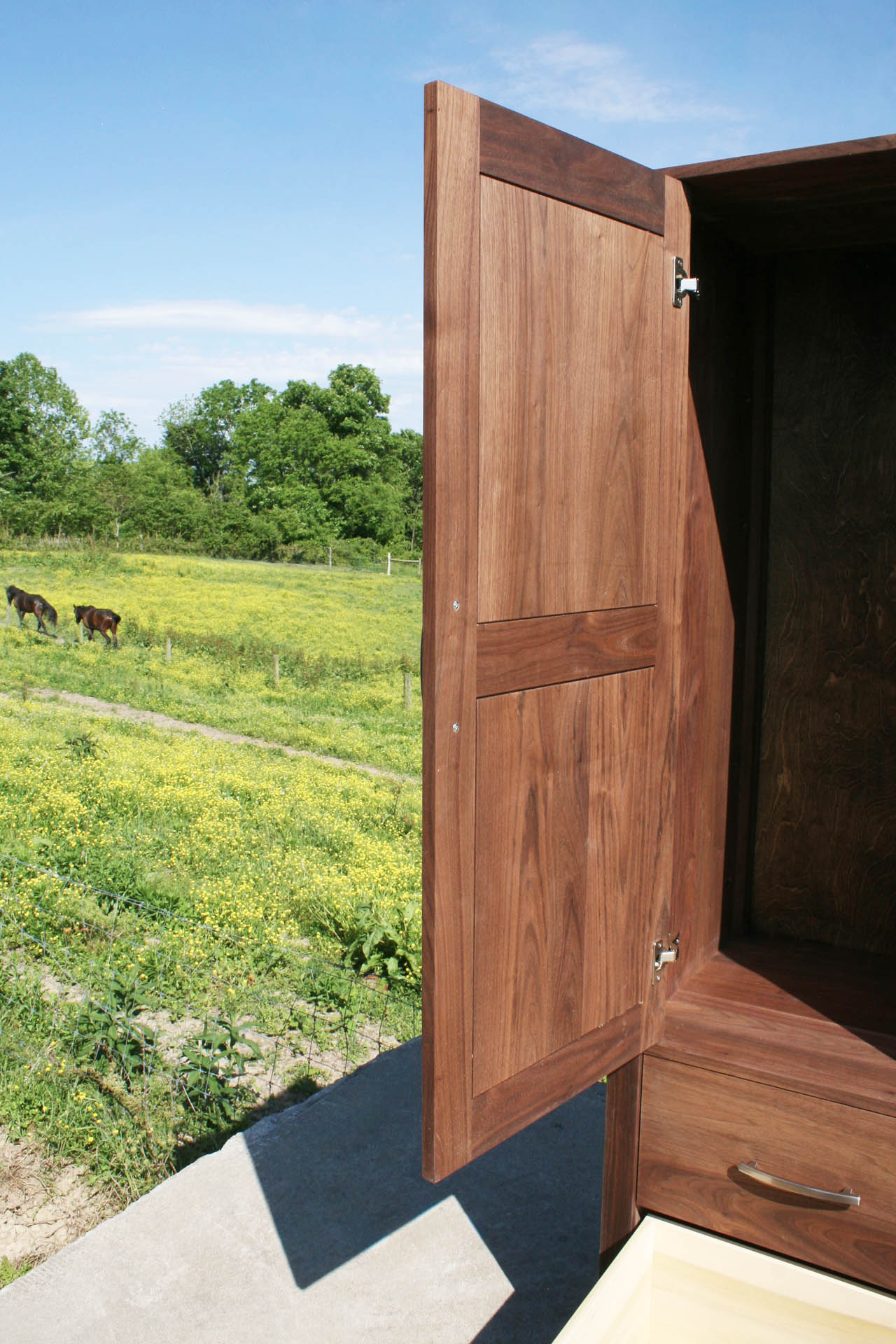Armoire with 2 Doors and 4 Drawers door close up