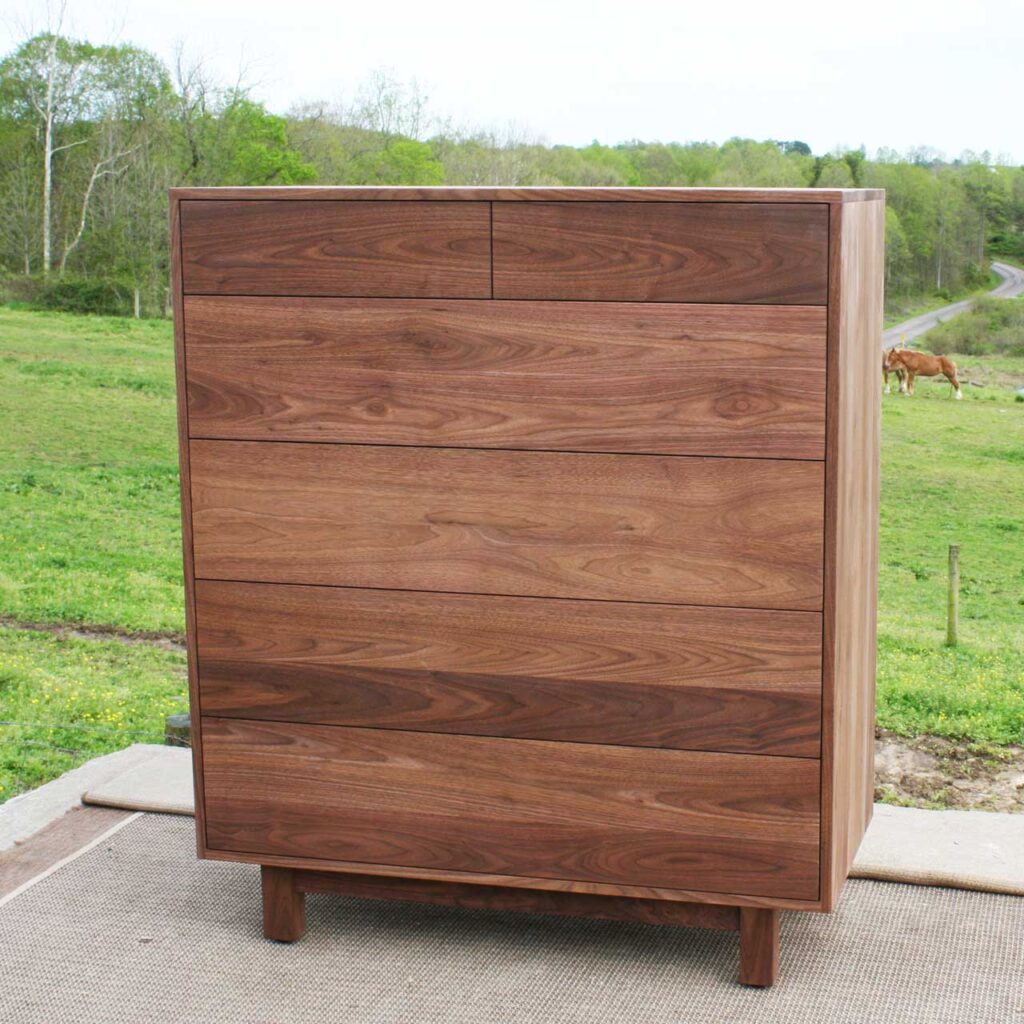 6 drawer dresser rotated view
