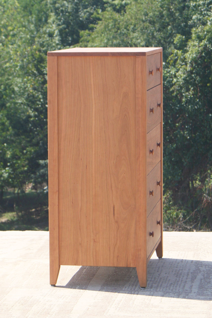6 drawer dresser with recessed sides side view