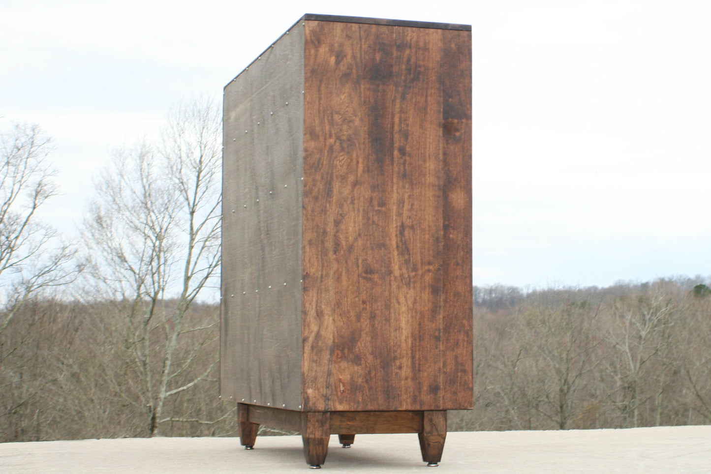 8 drawer dresser side view