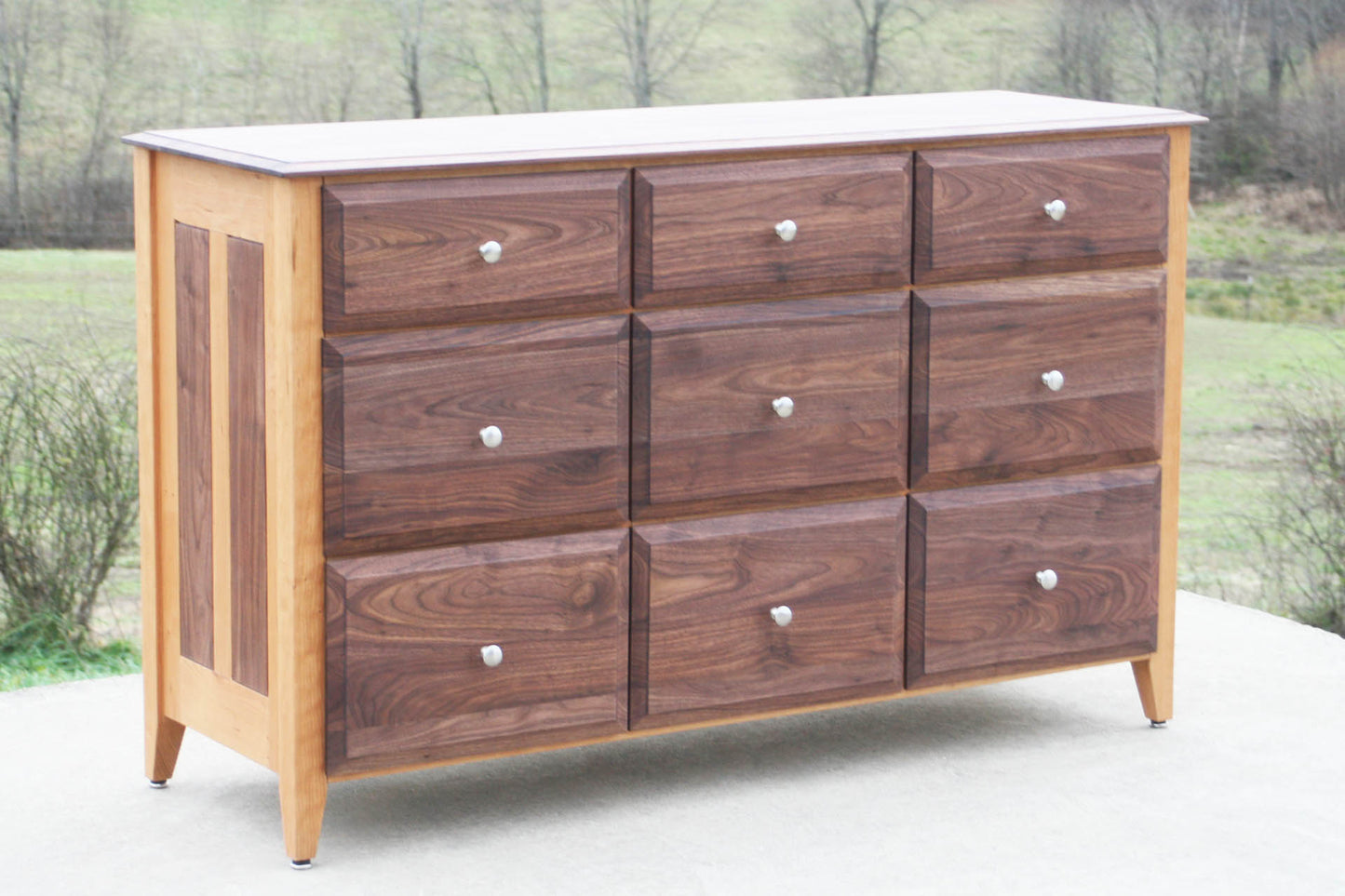 natural hardwood 9 Drawer Dresser with Overlap Drawers and Faces