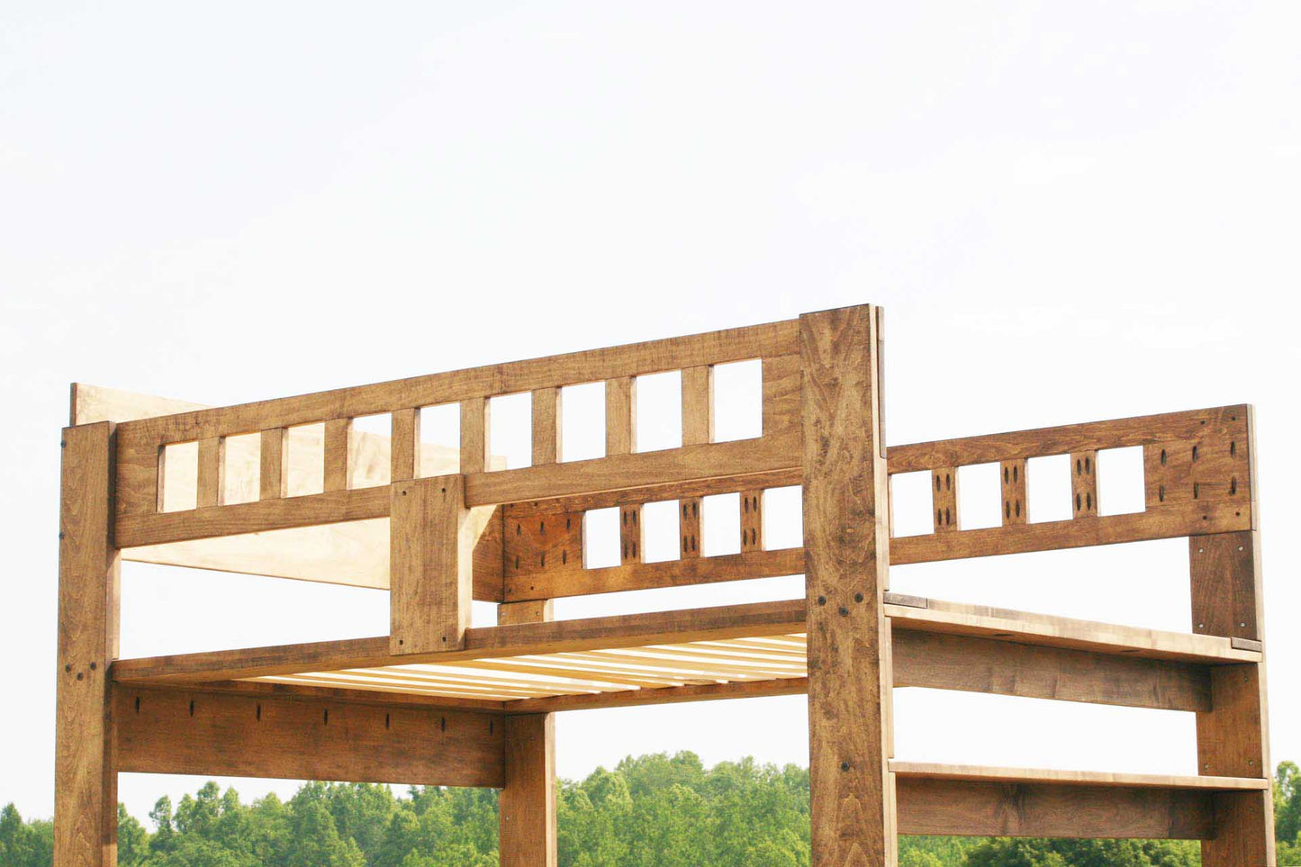 Loft bed with full width ladder lbsnv06