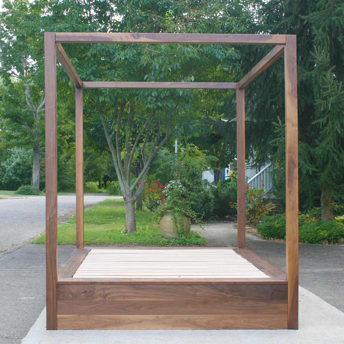 Canopy storage bed