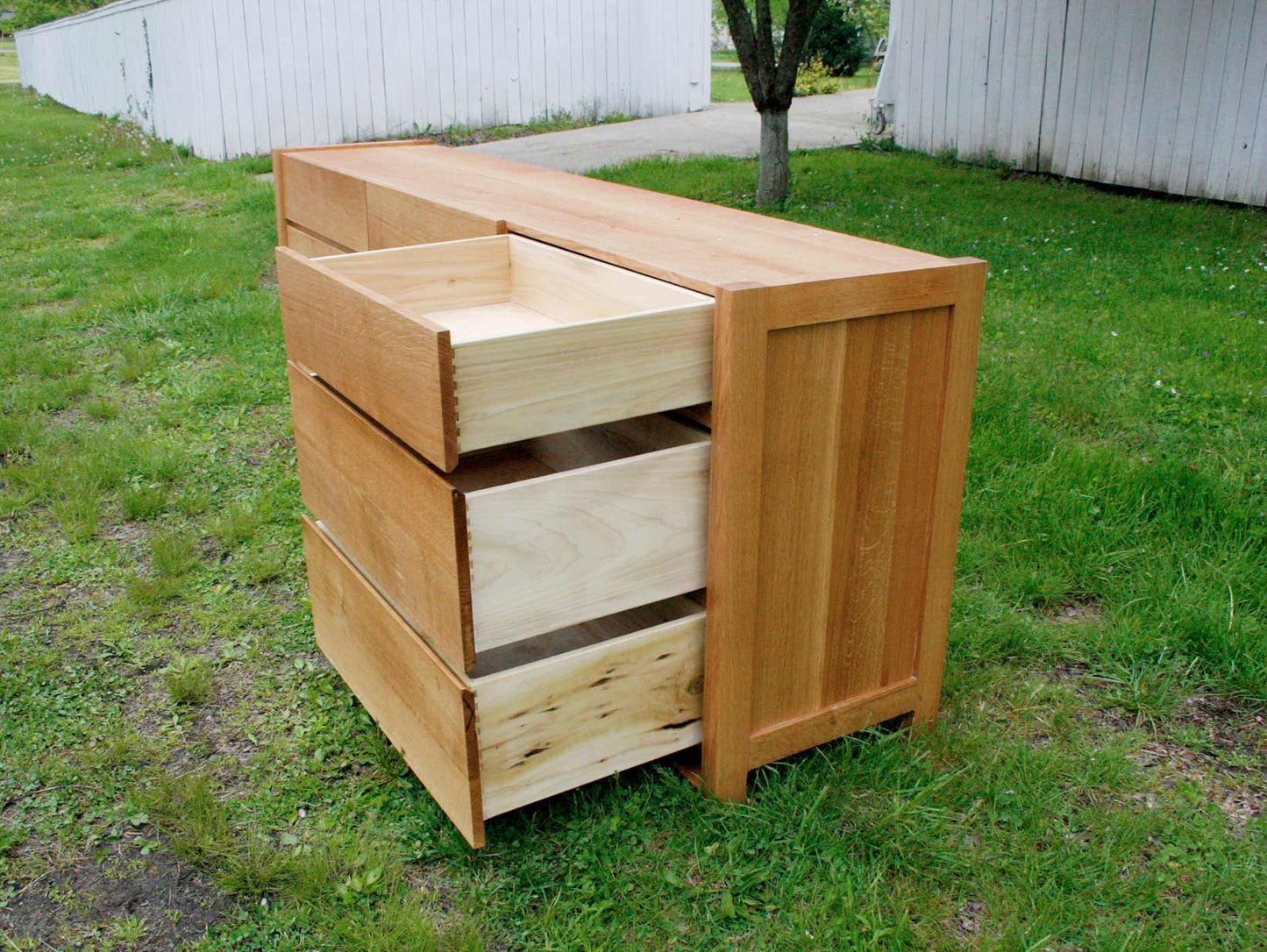 dresser-with-framed-ends-side-drawers-extended-3