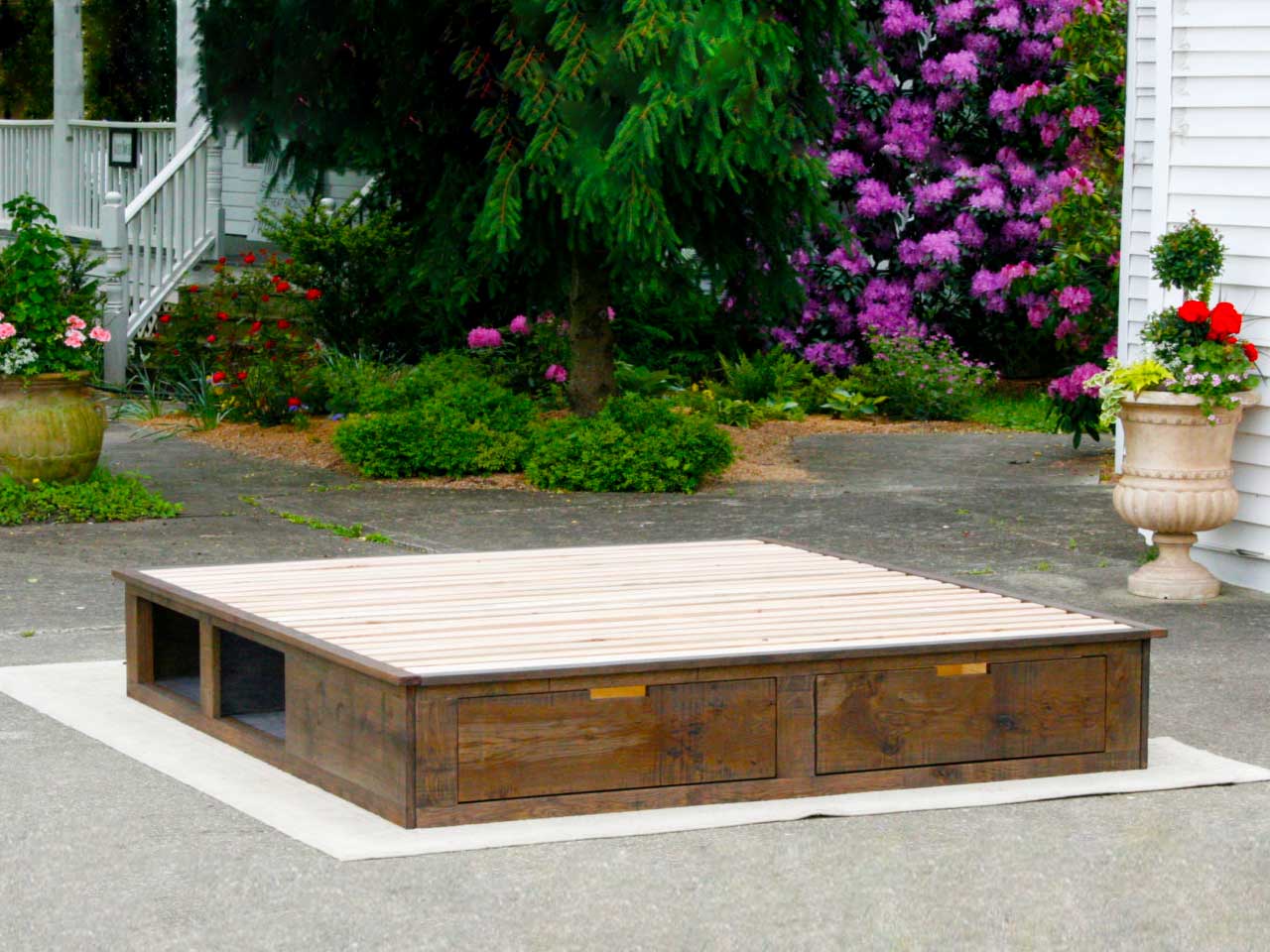 hardwood Low Platform Bed with 2 drawers in foot-end