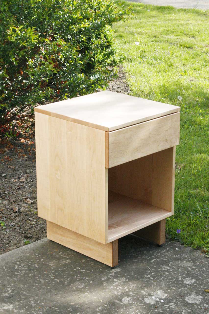 hardwood one drawer nightstand