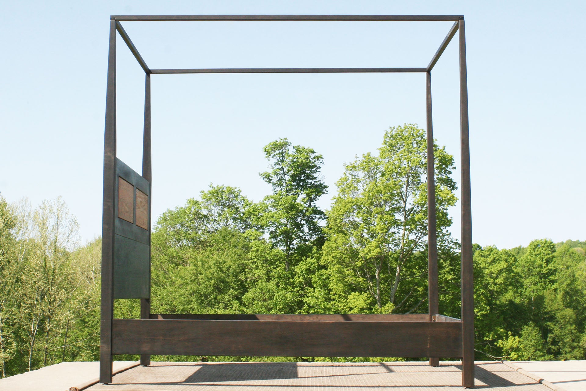 side view Canopy Bed with tapered posts