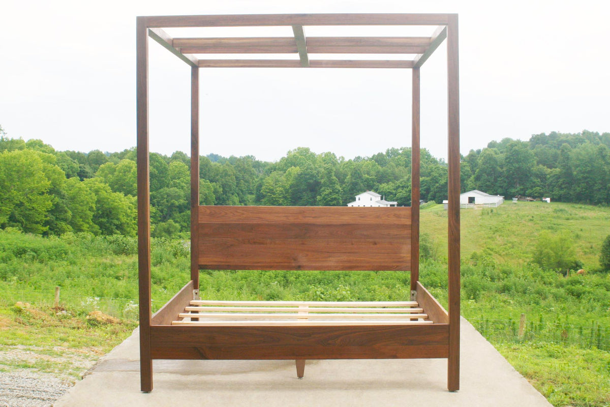 Hardwood Canopy Bed California King Size, Natural Walnut