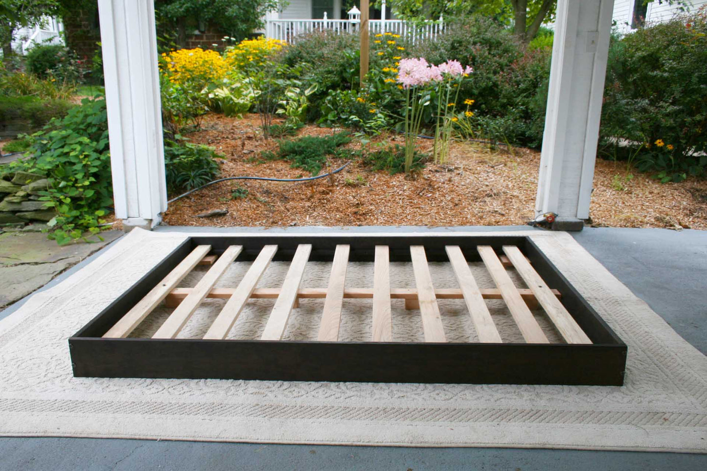 low bed side view