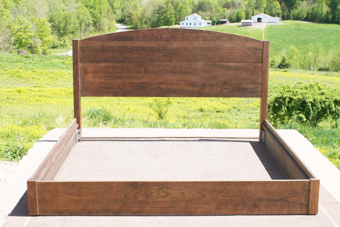 Low Platform Bed with arched headboard NbFnV01