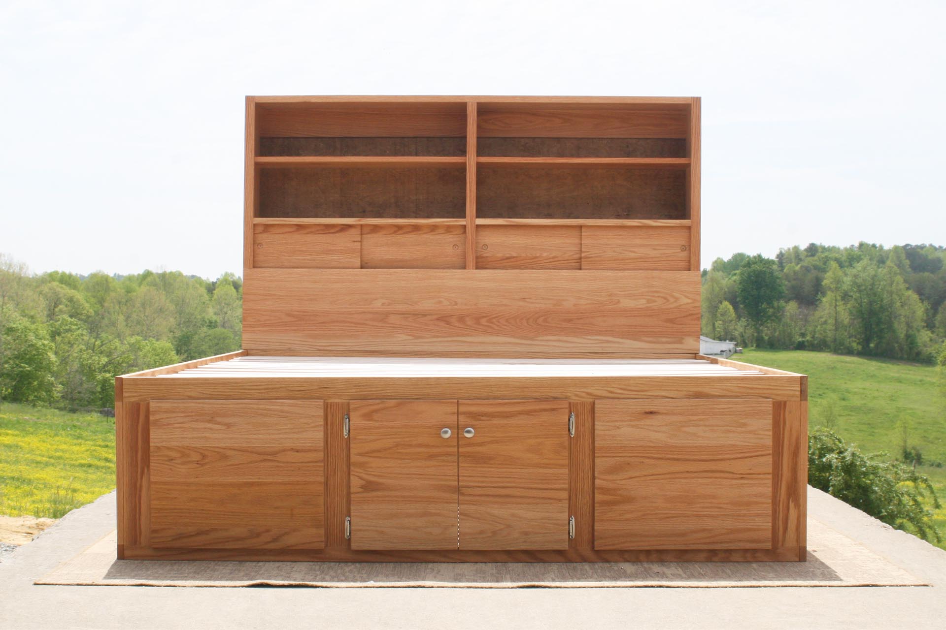 Red Oak captains bed