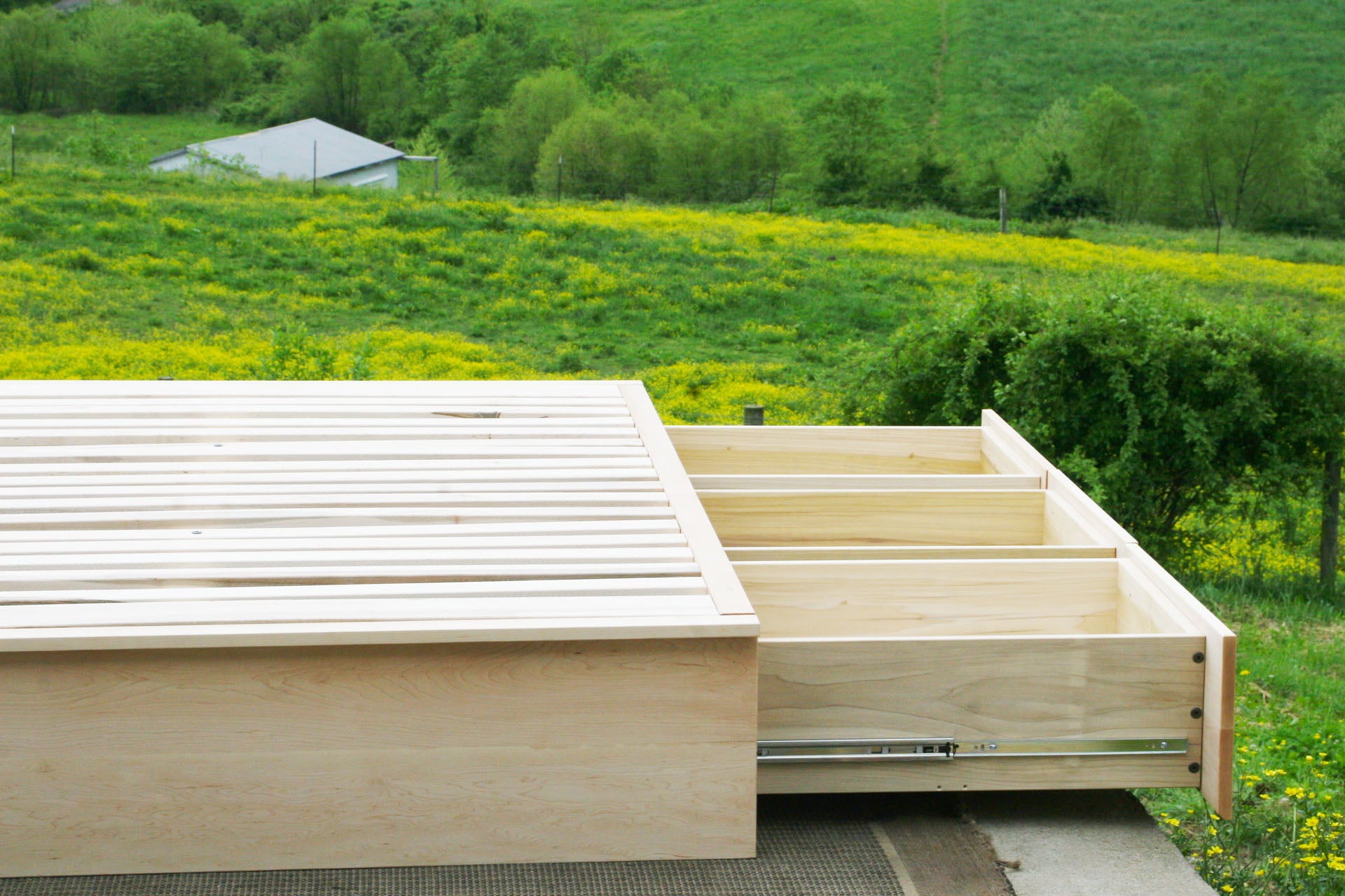 front close view 6 Drawer Storage Bed with flat platform with drawers out