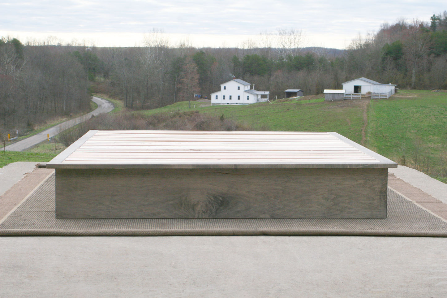 front view Low Platform Bed or Tatami Bed with 6 drawers