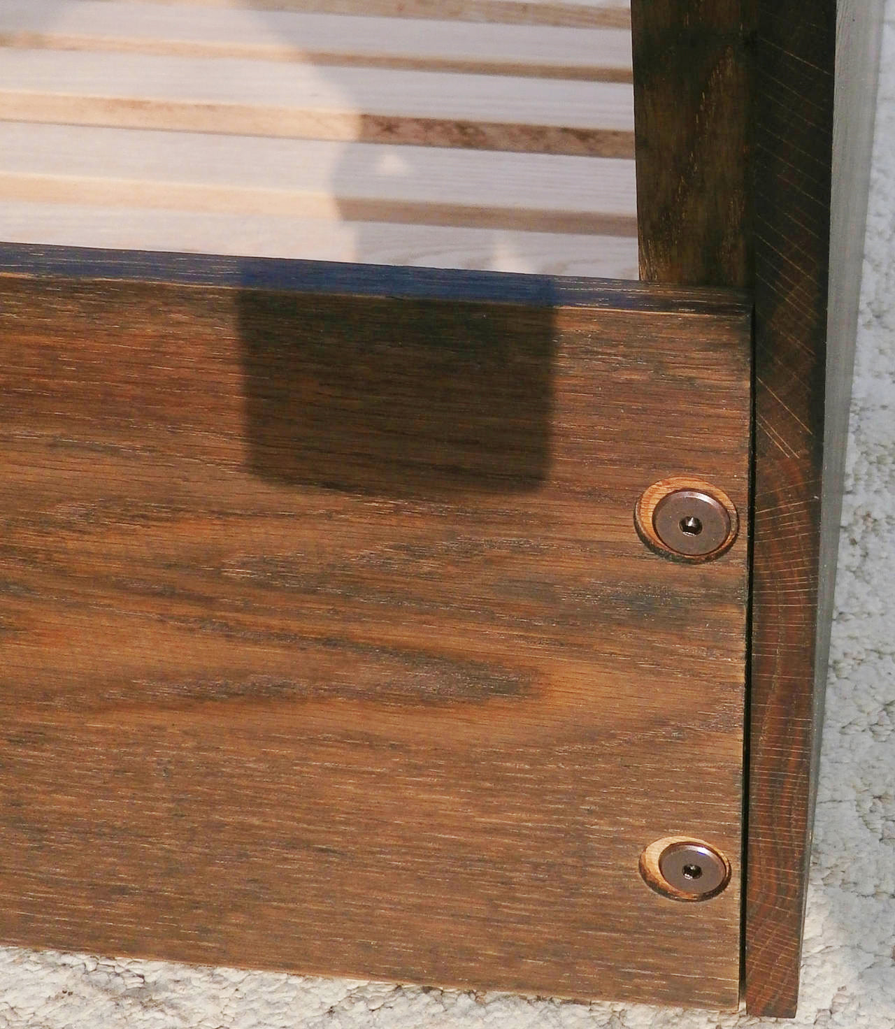 corner of twin trundle bed