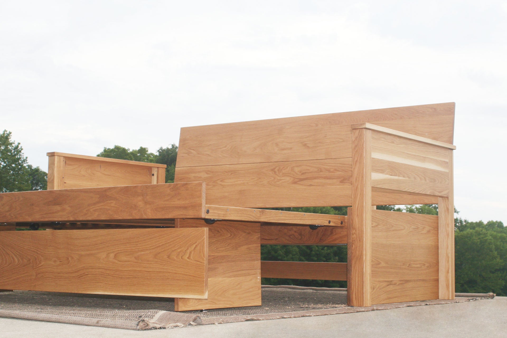cherry daybed with trundle low view
