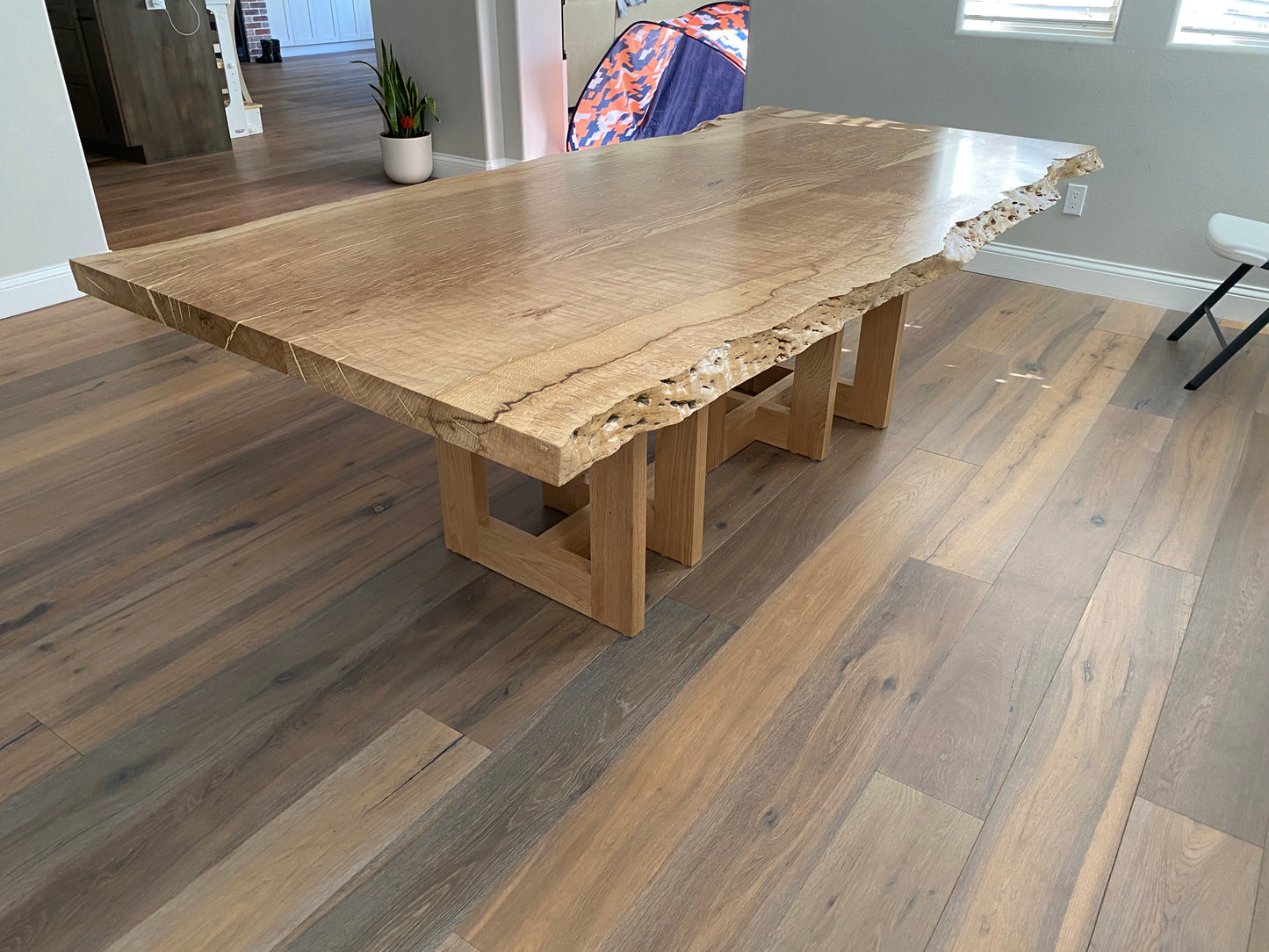 Live Edge Dining Table - Heritiage Oak