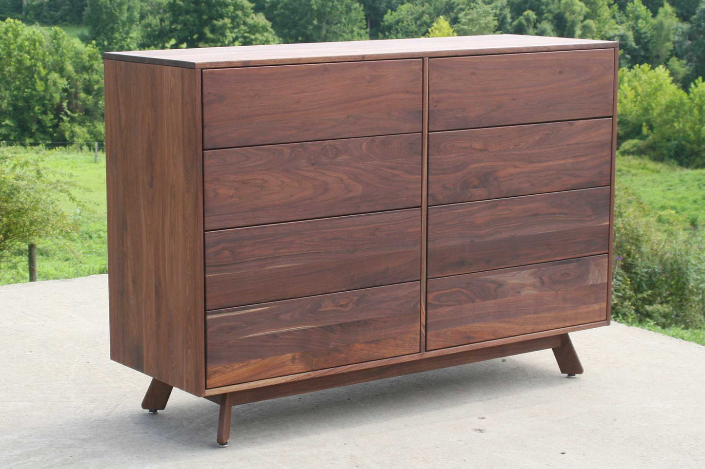 solid hardwood 8 drawer dresser no handles angled view