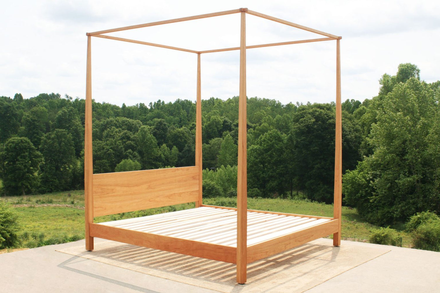 canopy bed with tapered posts