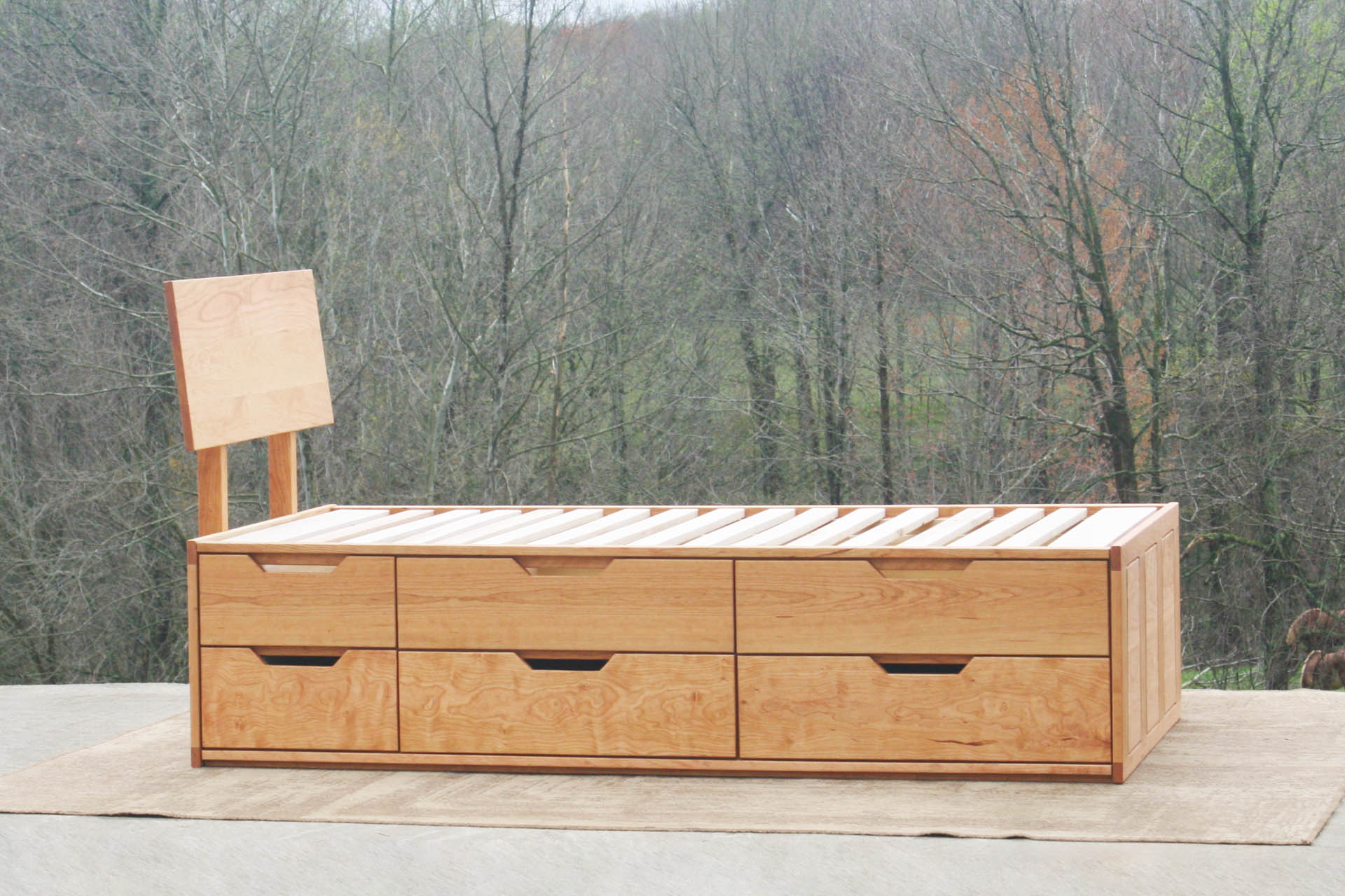 side view Mates bed with 6 drawers on 1 side