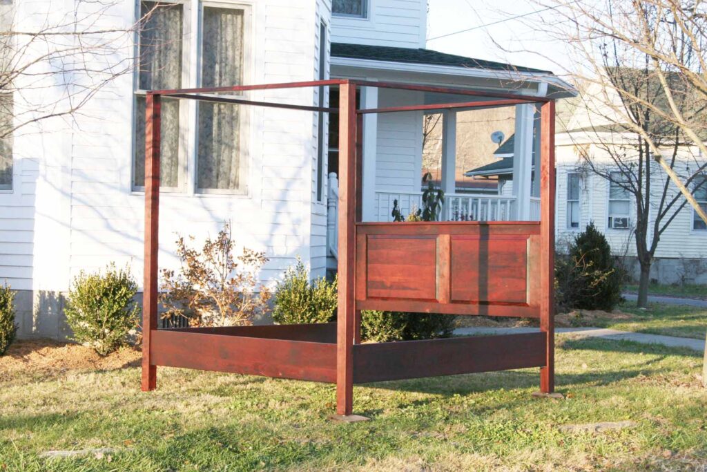 front view of a Canopy Bed with straight posts