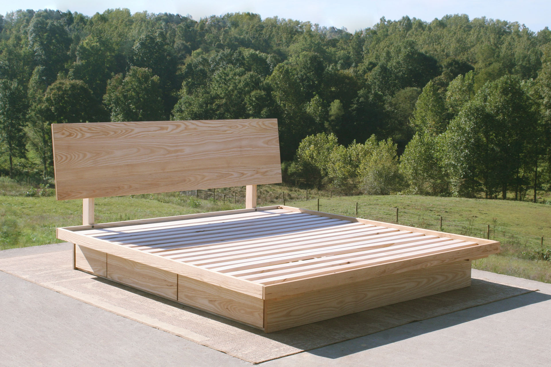 Low Platform Bed with 6 Drawers and Slanted Headboard NdFvS01-6