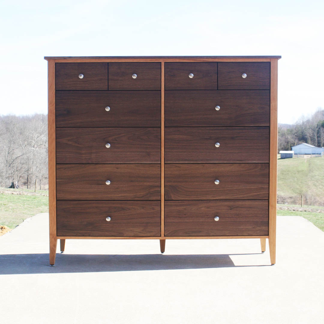 12 Drawer Dresser with Inset Drawers and Flat Panel Sides X12520b